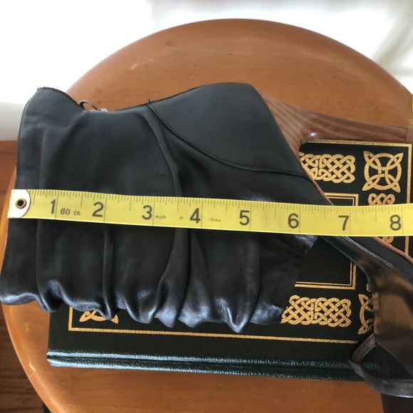 Great Condition BCBGMaxAzria Open Toe Black Leather Heeled Boots (Size 7) - Picture 10 of 12